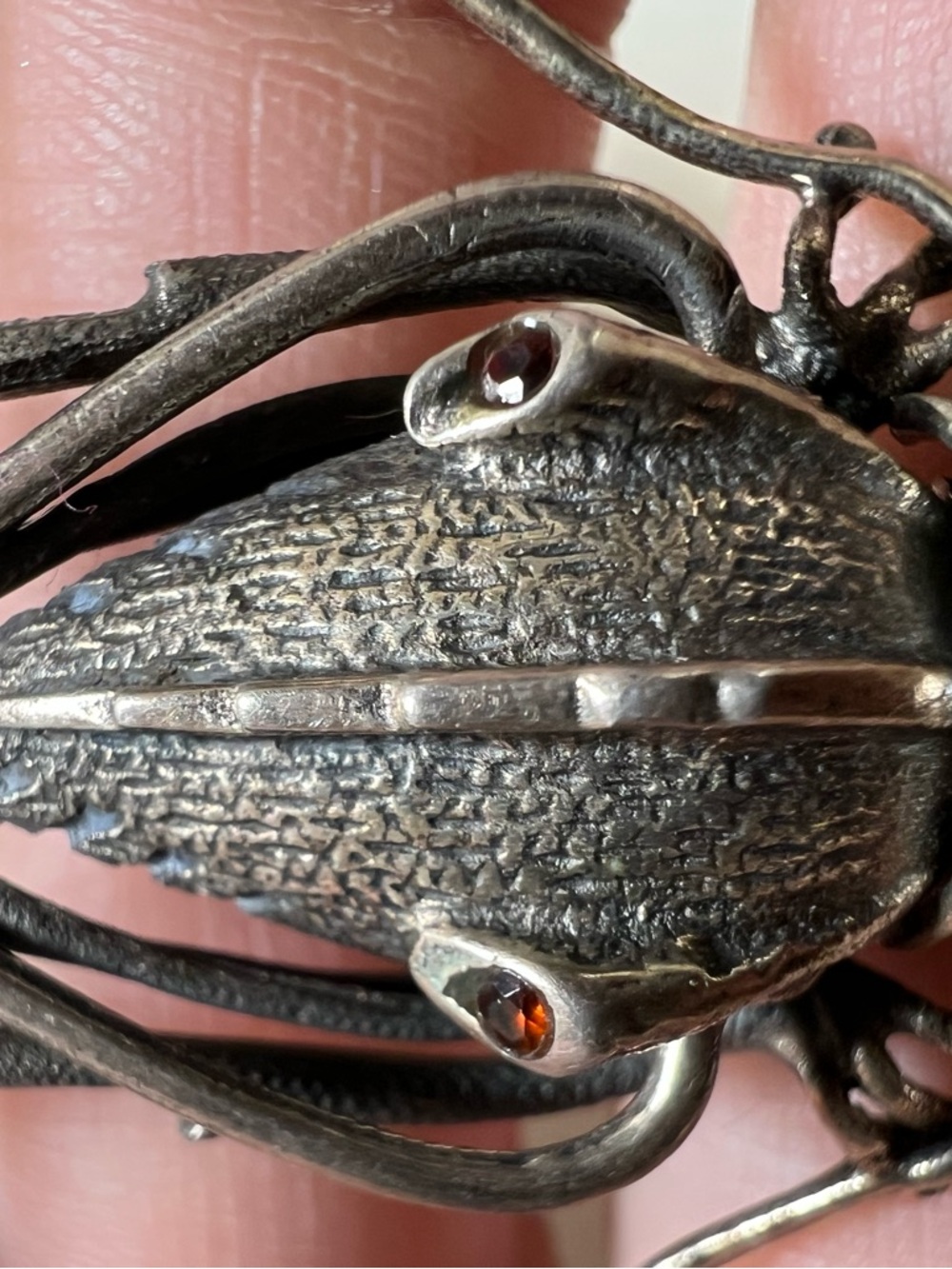 Vintage Sterling Silver Crawfish brooch pin with red eyes - Picture 10 of 15